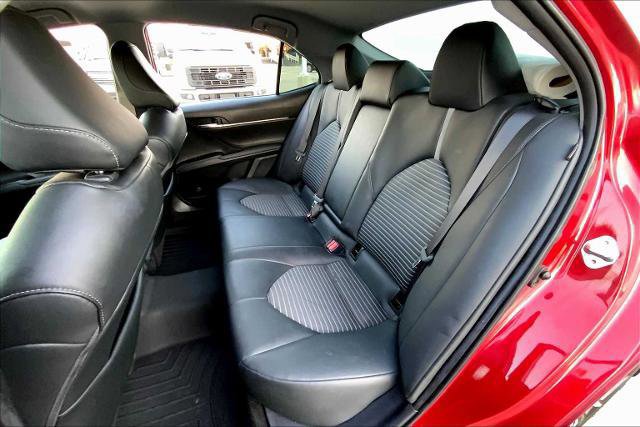 Used 2021 Toyota Camry SE w/ Convenience Package image 19