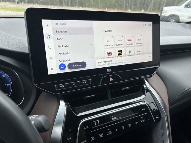 Used 2024 Toyota Venza Limited image 22