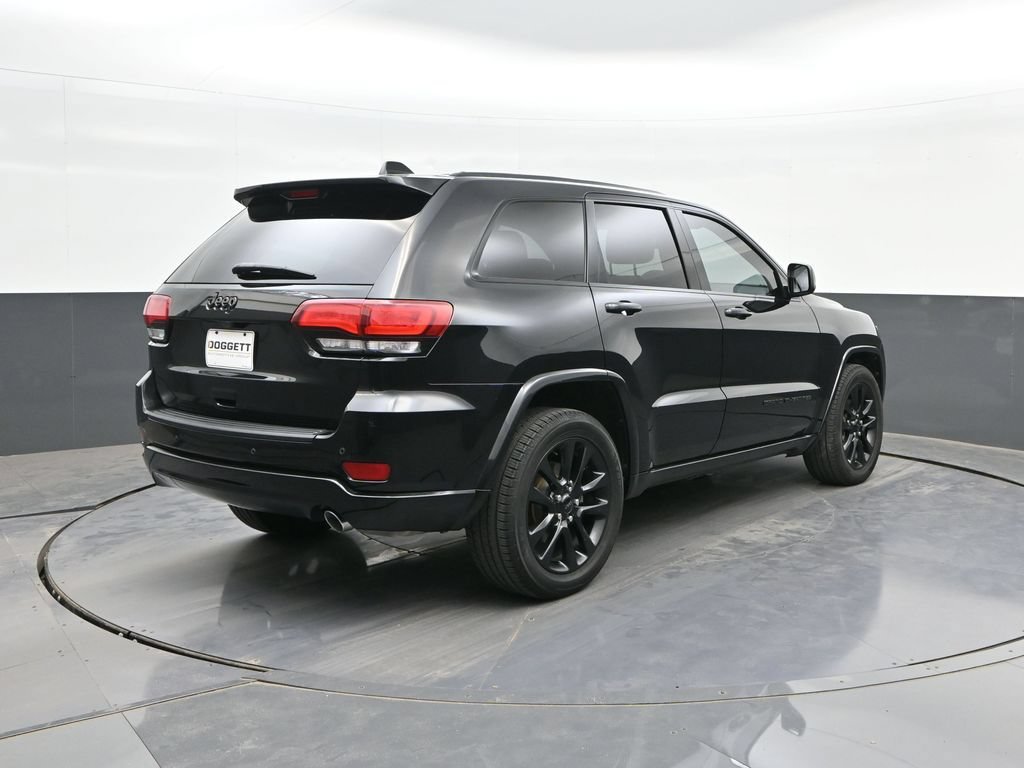 Used 2019 Jeep Grand Cherokee Altitude RWD image 11