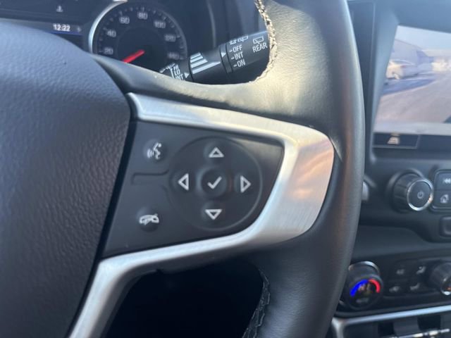Used 2024 GMC Terrain SLT image 30