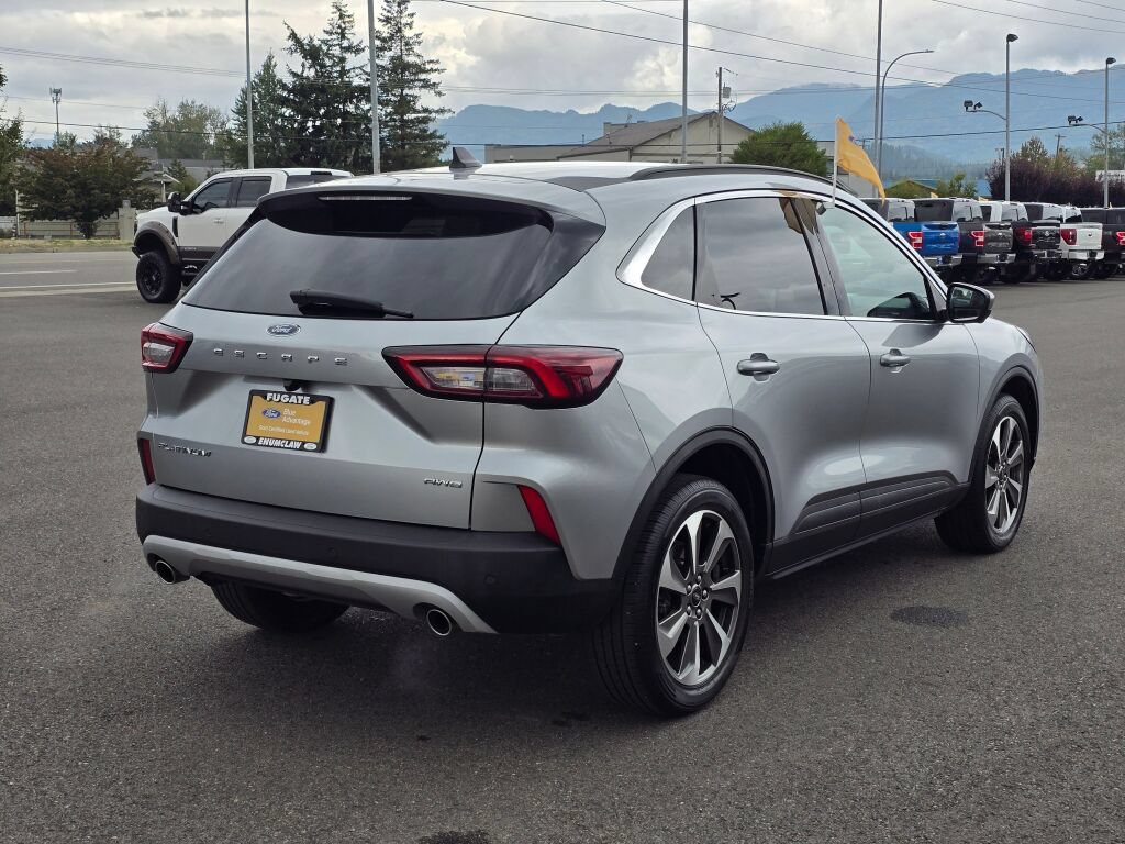 Certified 2023 Ford Escape Platinum AWD/4WD image 6