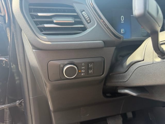 Certified 2025 Ford Escape ST-Line AWD/4WD image 19