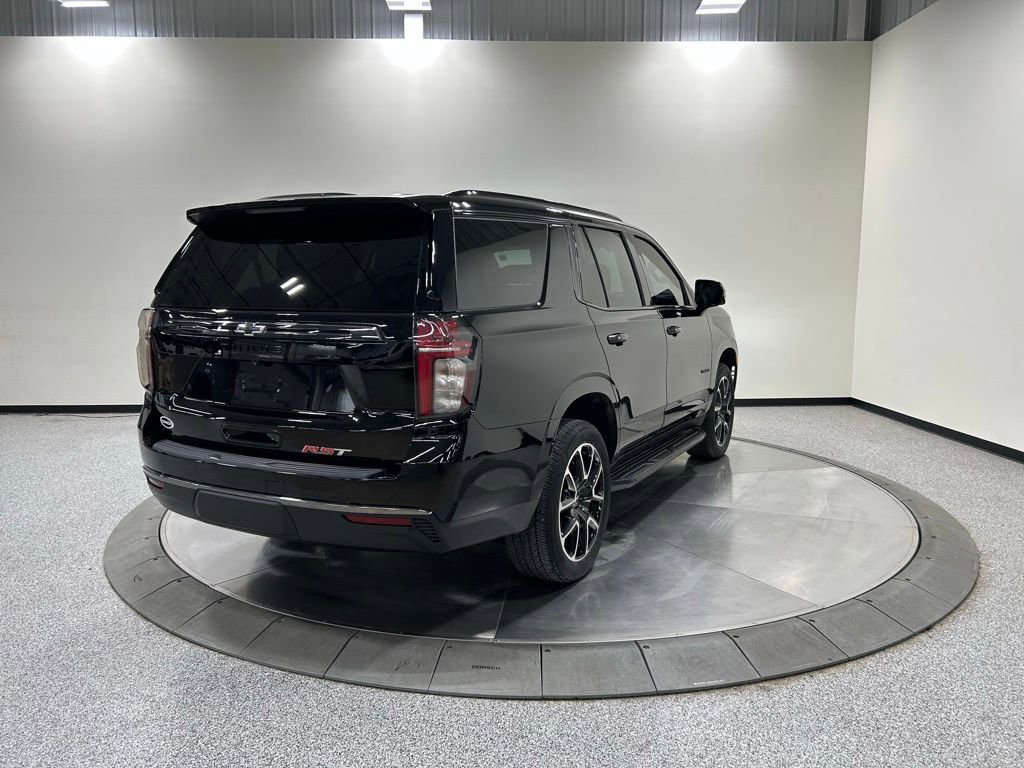 Used 2022 Chevrolet Tahoe RST w/ Luxury Package AWD/4WD image 6