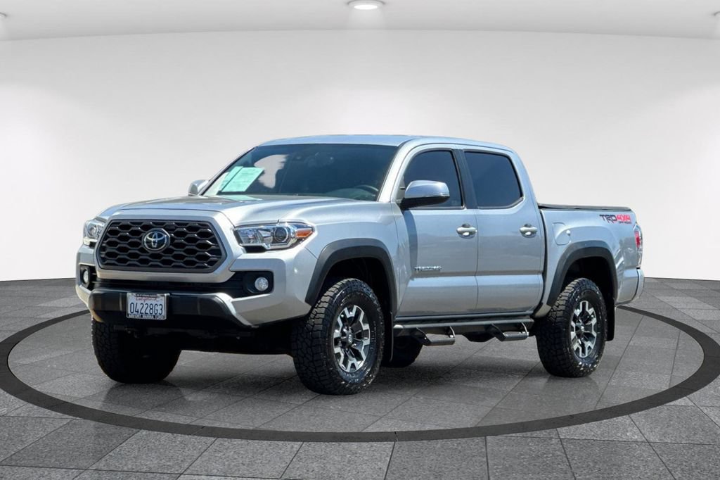 Used 2021 Toyota Tacoma TRD Off-Road w/ Technology Package AWD/4WD image 10
