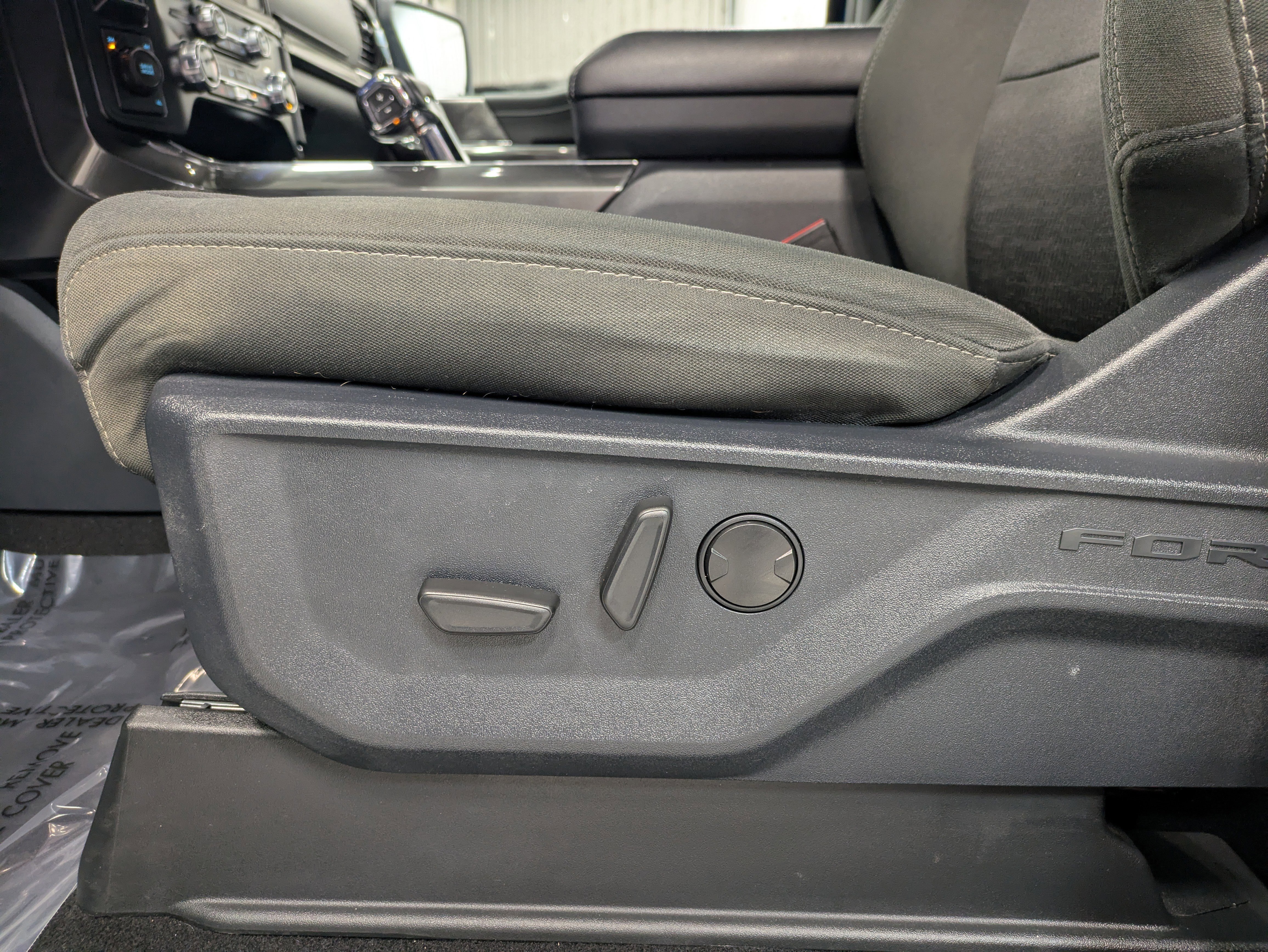 Certified 2023 Ford F150 XLT w/ Equipment Group 302A High image 27