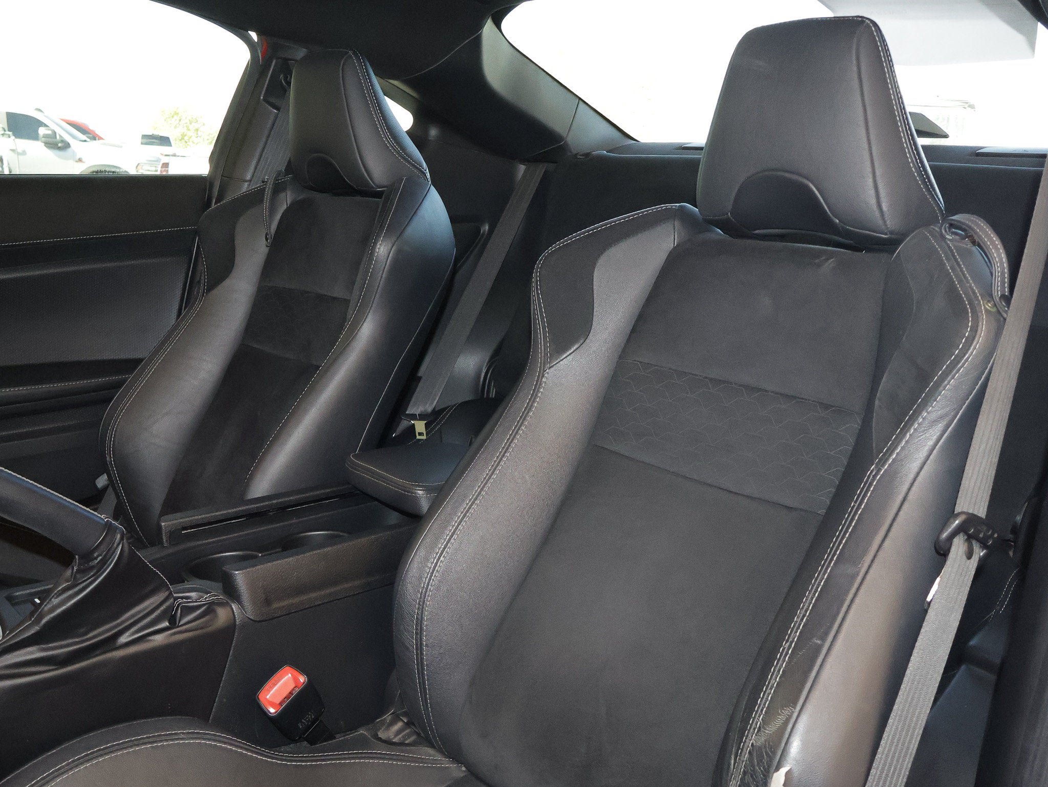 Used 2018 Toyota 86 RWD image 24