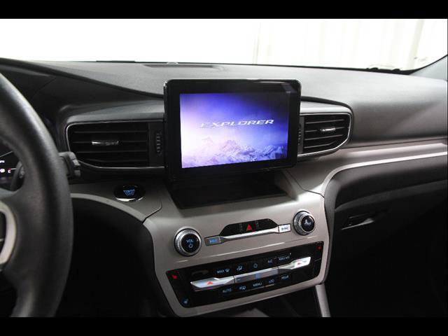 Certified 2023 Ford Explorer XLT w/ Equipment Group 202A AWD/4WD image 10