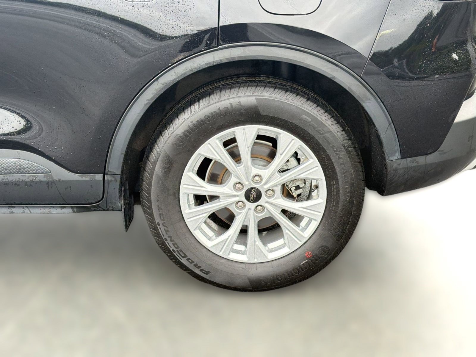 Certified 2024 Ford Escape Active w/ Cold Weather Package FWD image 11