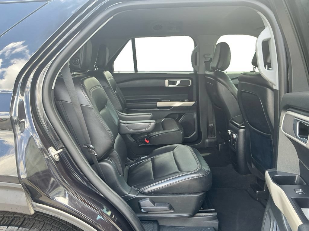 Certified 2020 Ford Explorer XLT w/ Equipment Group 202A RWD image 23