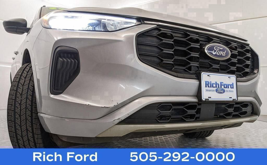 Certified 2024 Ford Escape ST-Line AWD/4WD image 46
