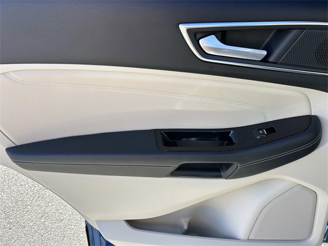 Certified 2020 Ford Edge Titanium w/ Equipment Group 301A image 19
