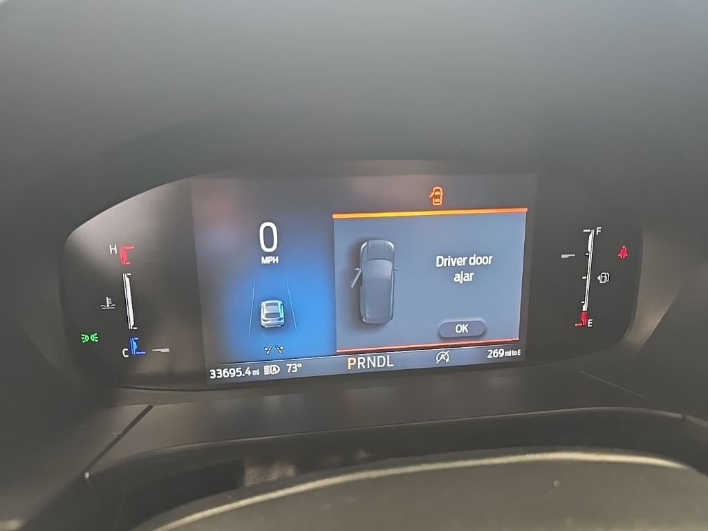Certified 2025 Ford Escape ST-Line AWD/4WD image 2
