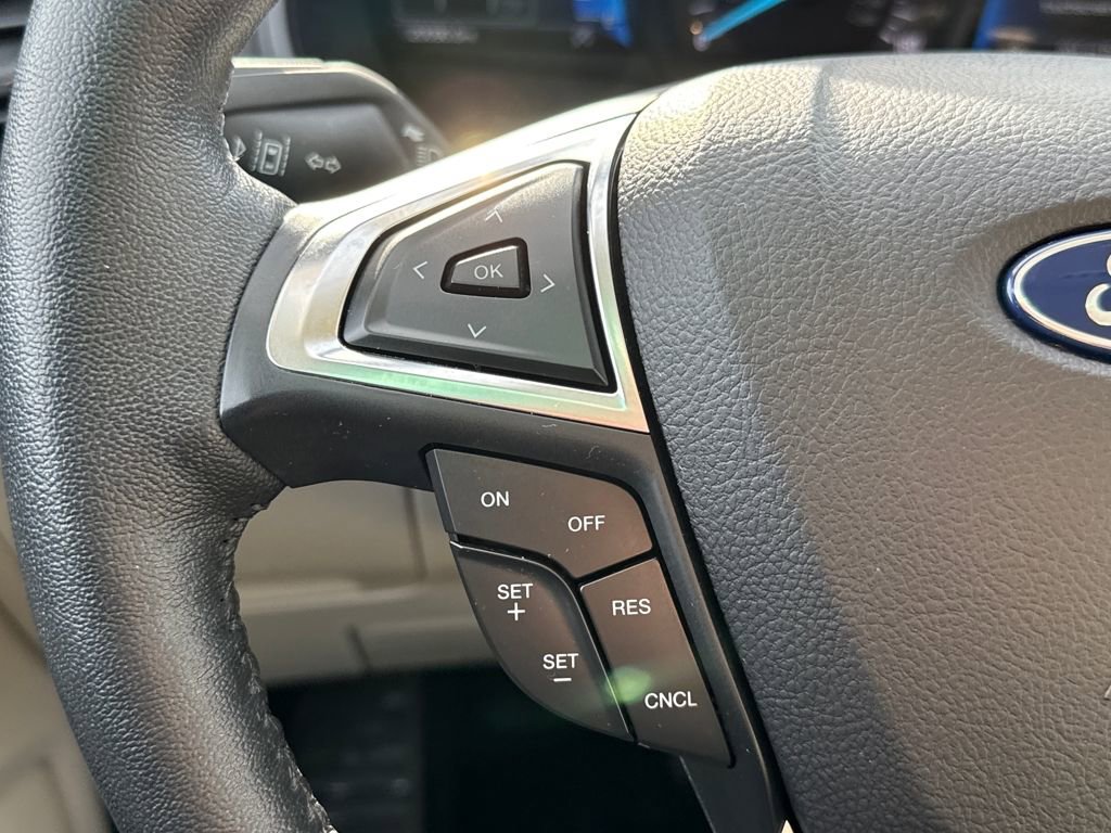 Certified 2022 Ford Edge Titanium image 18