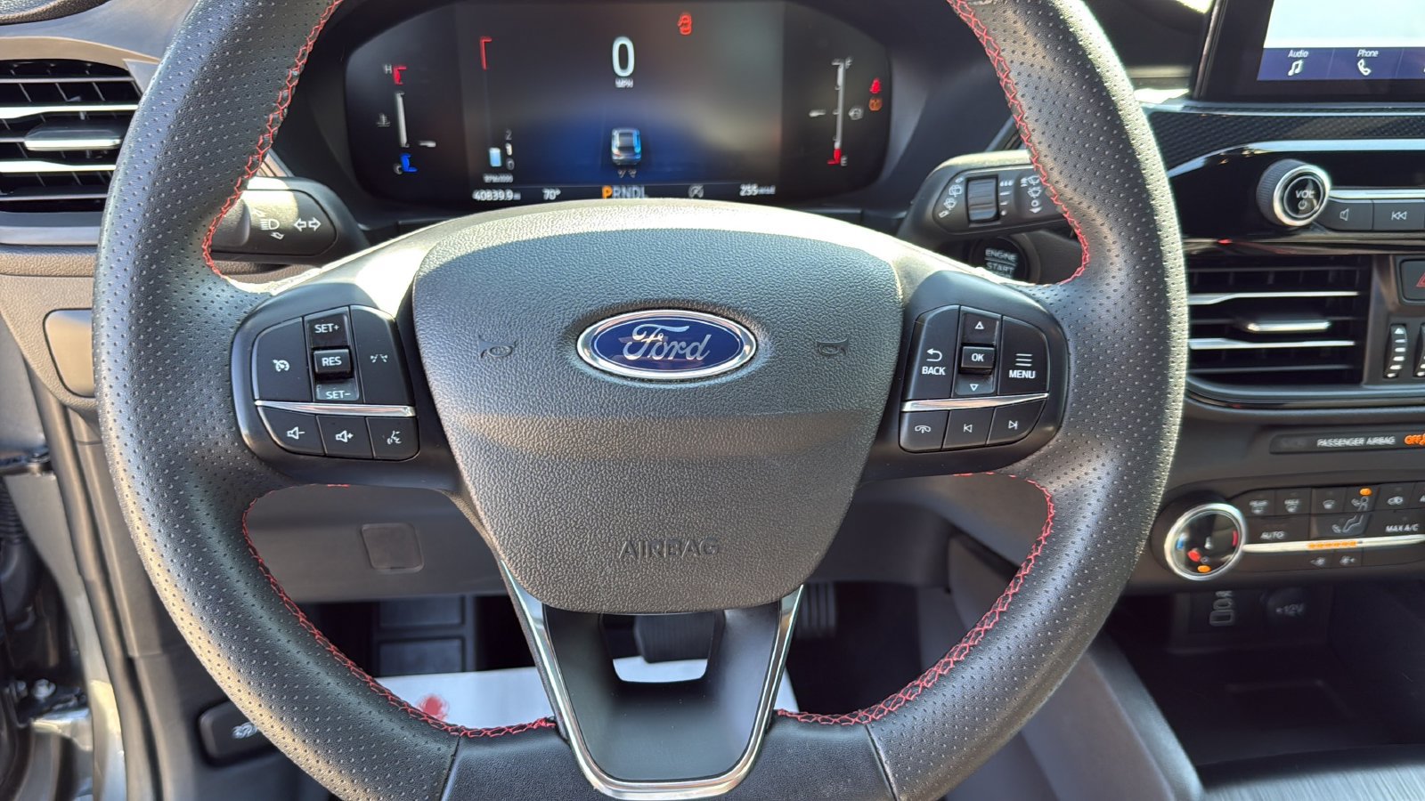 Certified 2025 Ford Escape ST-Line FWD image 13