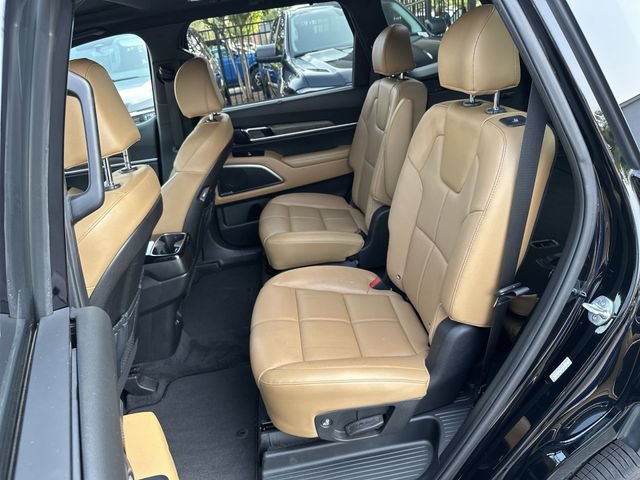 Used 2022 Kia Telluride SX w/ Nightfall Edition Package AWD/4WD image 24