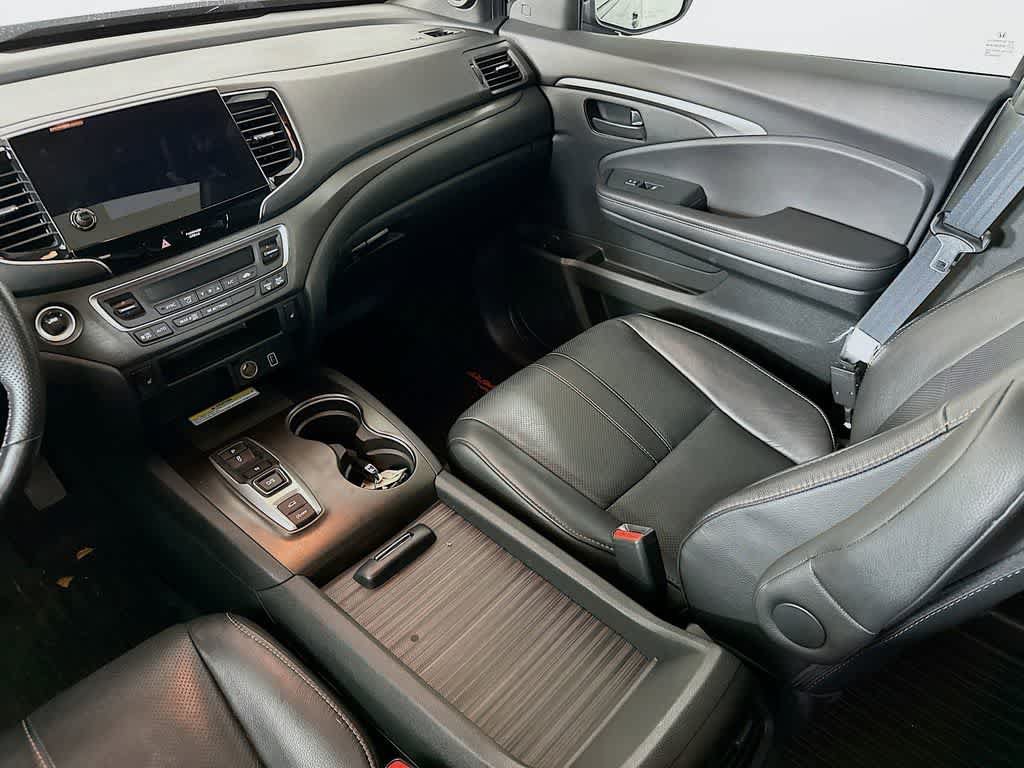 Used 2023 Honda Passport TrailSport image 11