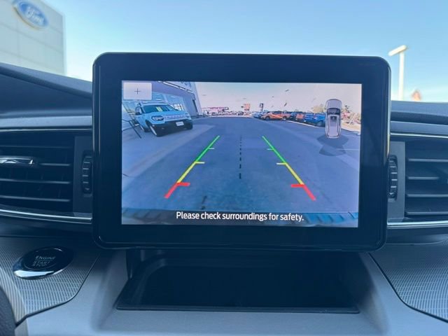 Certified 2023 Ford Explorer XLT w/ Equipment Group 202A AWD/4WD image 4
