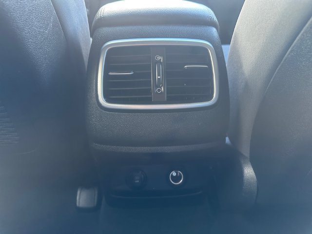 Used 2018 Kia Sorento AWD image 25