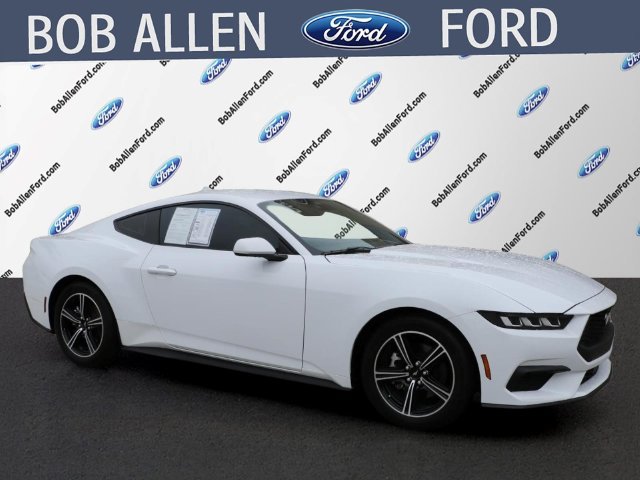Certified 2024 Ford Mustang Coupe RWD image 2