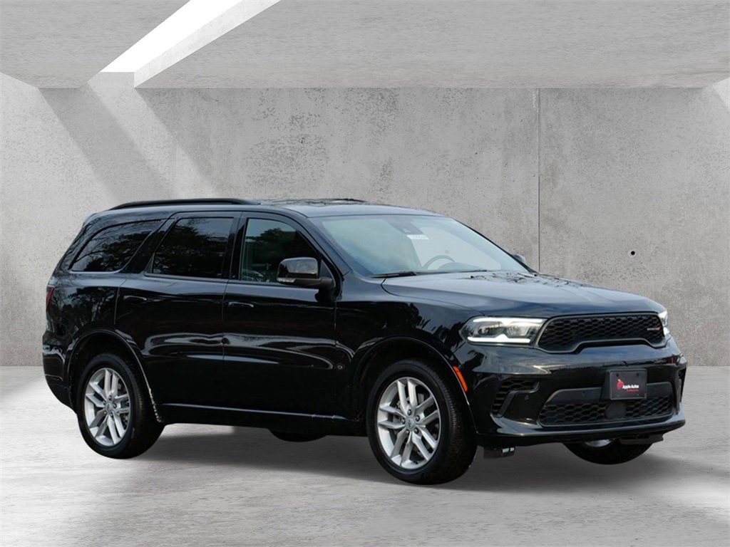 Used 2025 Dodge Durango GT image 1