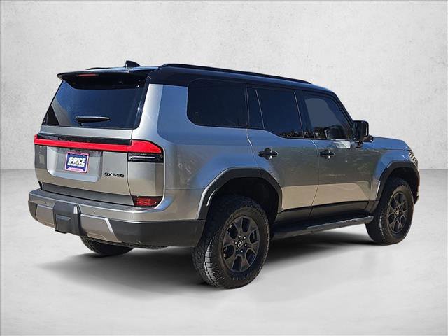 Used 2025 Lexus GX 550 image 3