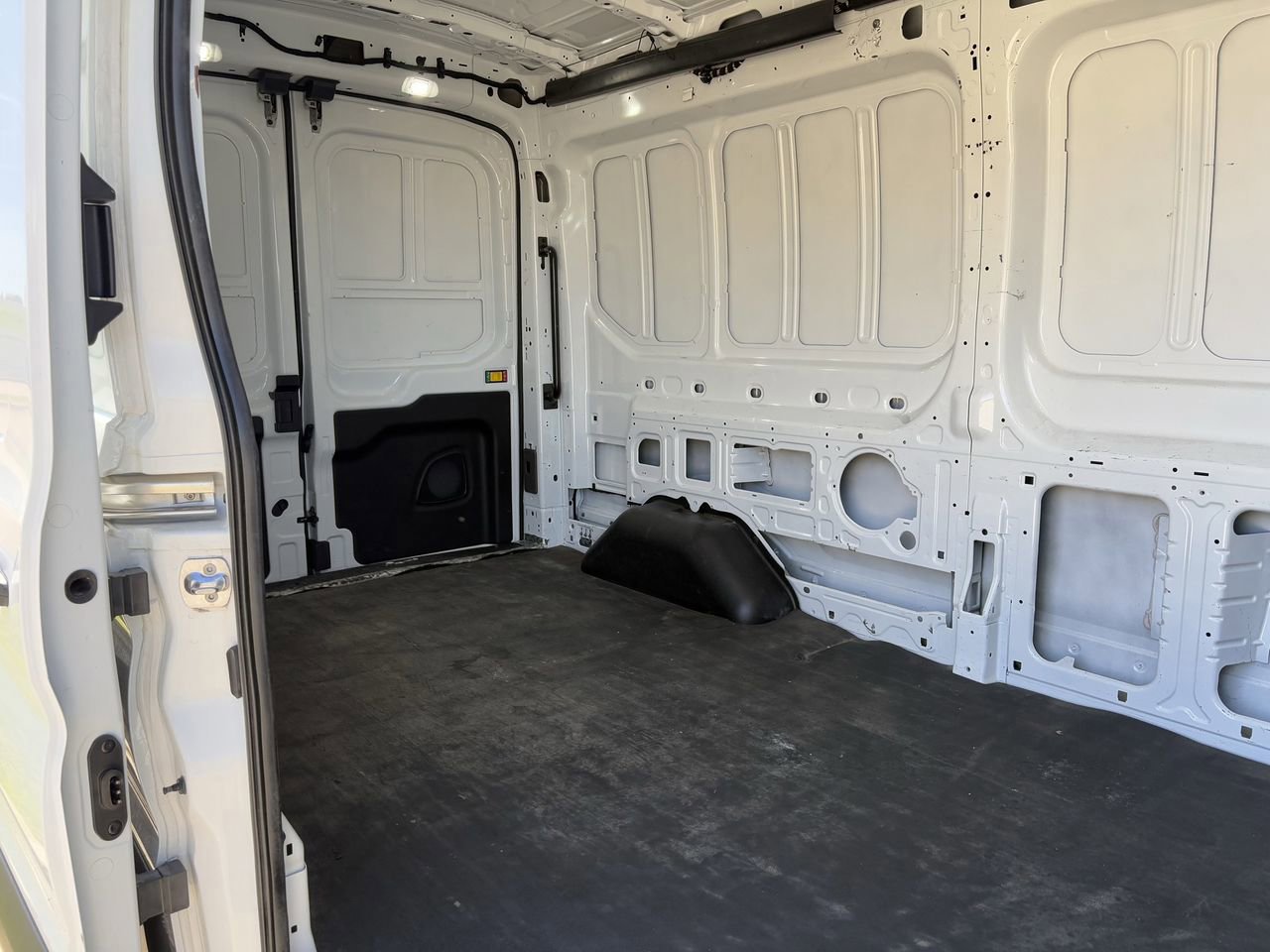 Certified 2023 Ford Transit 250 Base image 26