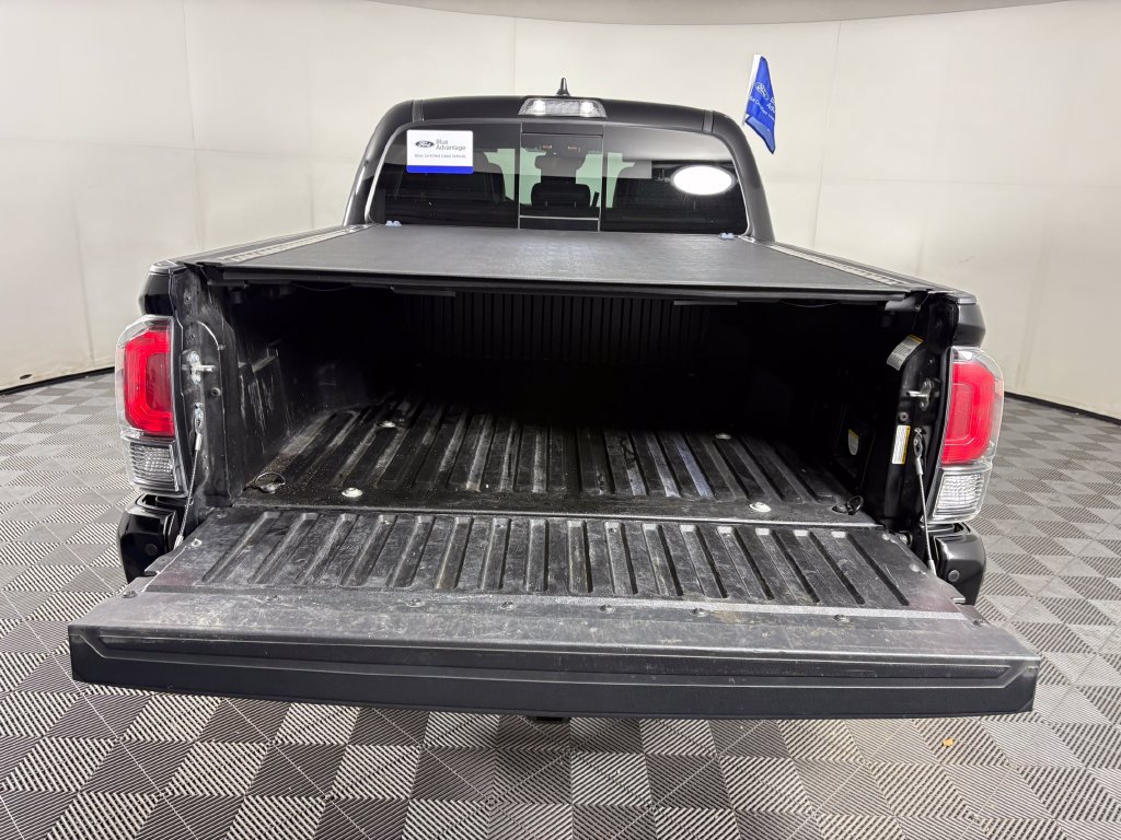 Used 2023 Toyota Tacoma TRD Pro AWD/4WD image 31