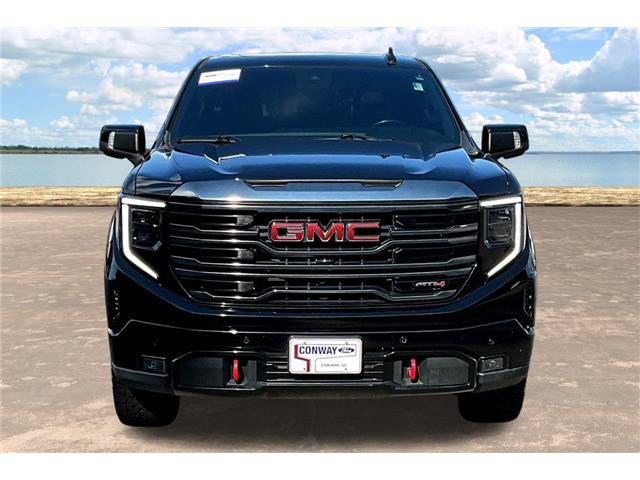 Used 2023 GMC Sierra 1500 AT4 w/ Technology Package AWD/4WD image 2