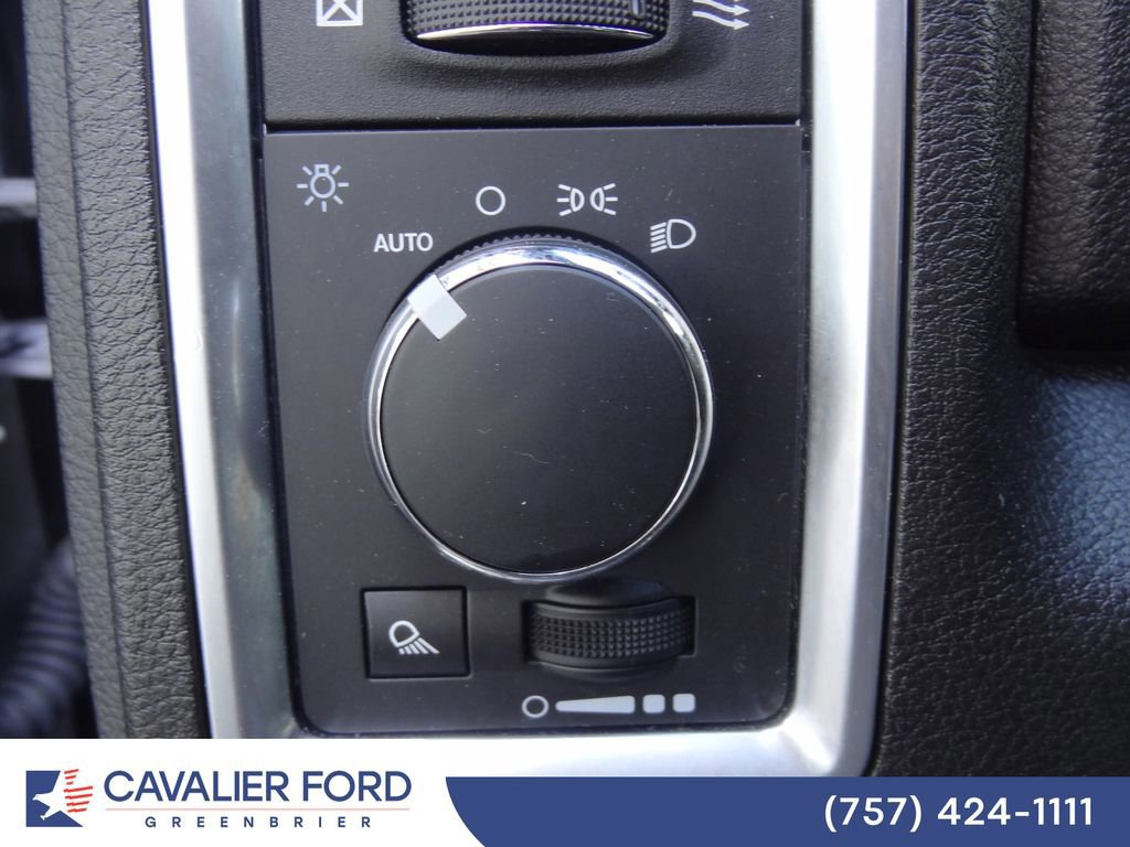 Used 2021 RAM 1500 Classic Warlock AWD/4WD image 15