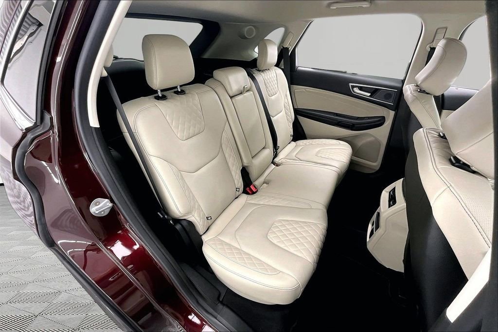 Certified 2024 Ford Edge Titanium w/ Equipment Group 301A image 27