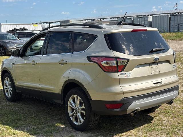 Certified 2018 Ford Escape SE w/ SE Sync 3 Package AWD/4WD image 4