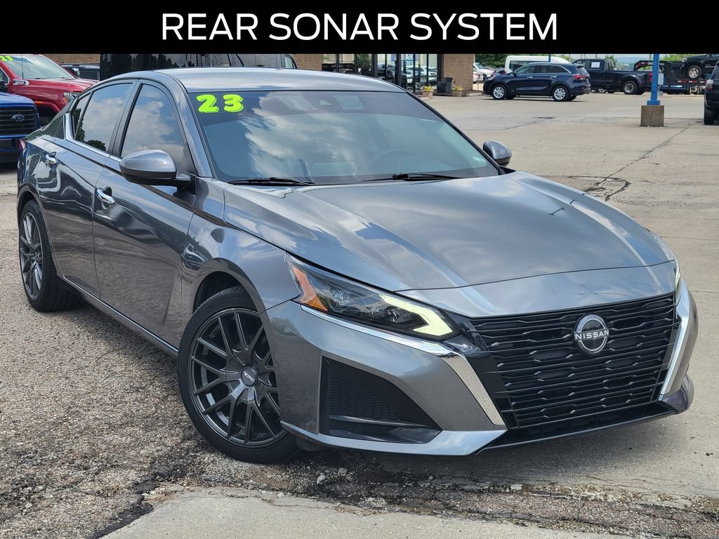 Used 2023 Nissan Altima 2.5 SV FWD image 32
