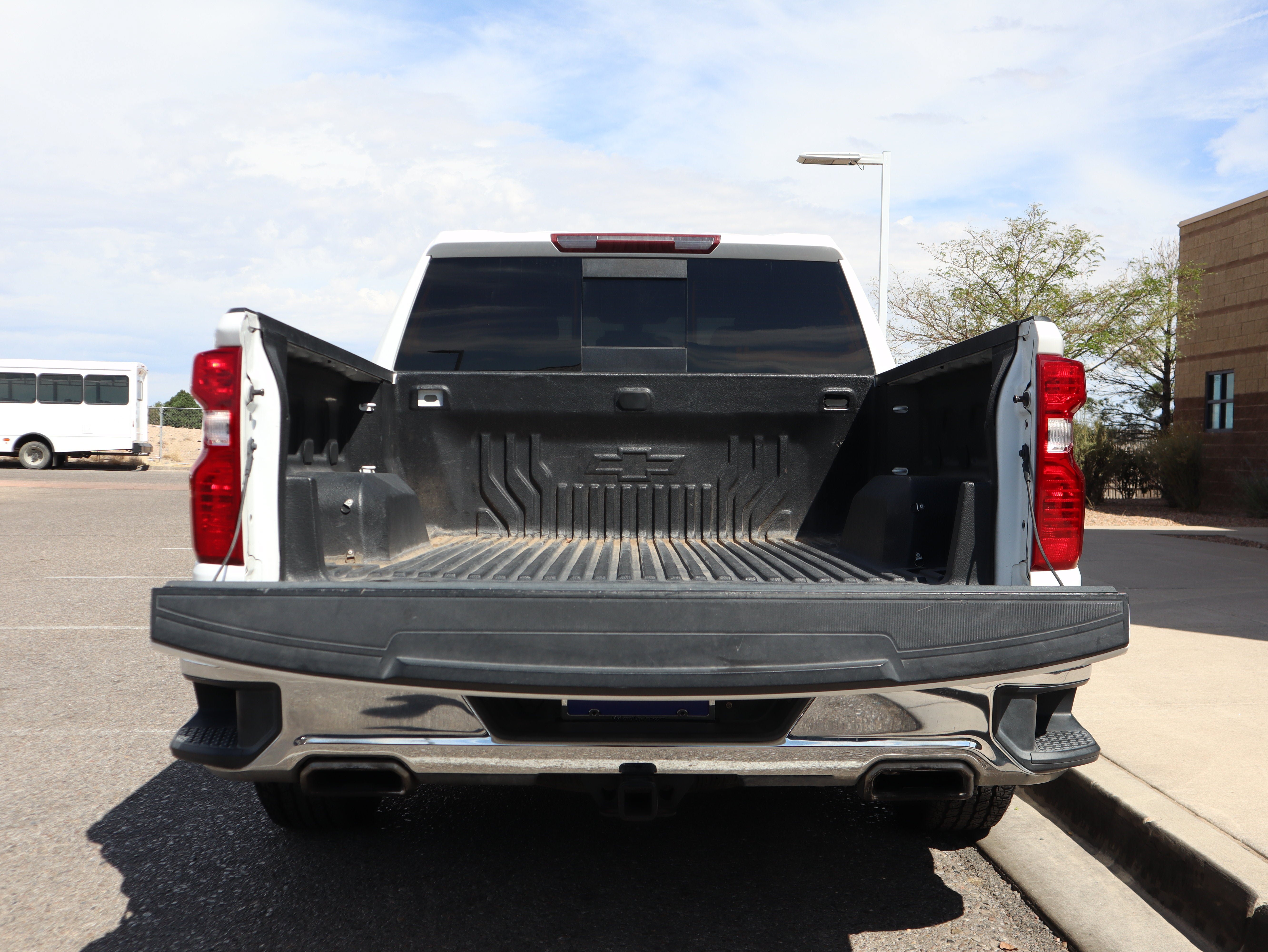 Used 2020 Chevrolet Silverado 1500 LT w/ All-Star Edition AWD/4WD image 20
