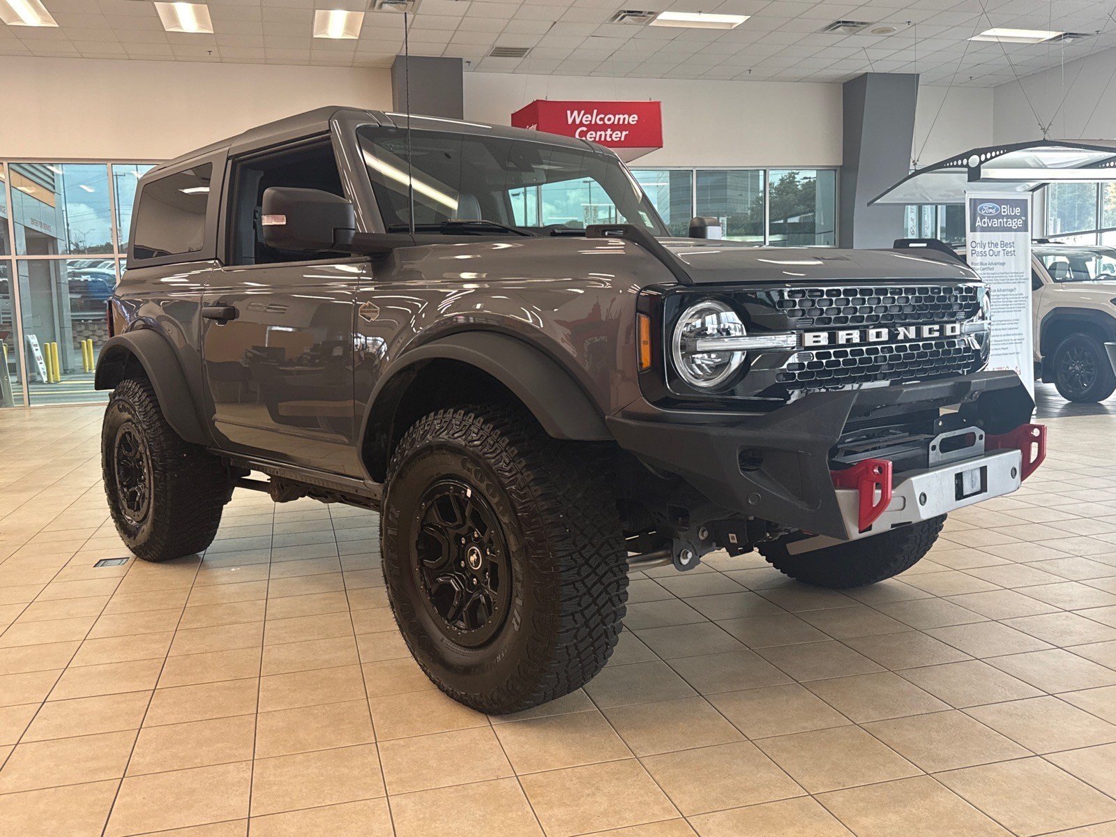 Certified 2023 Ford Bronco Wildtrak AWD/4WD image 5