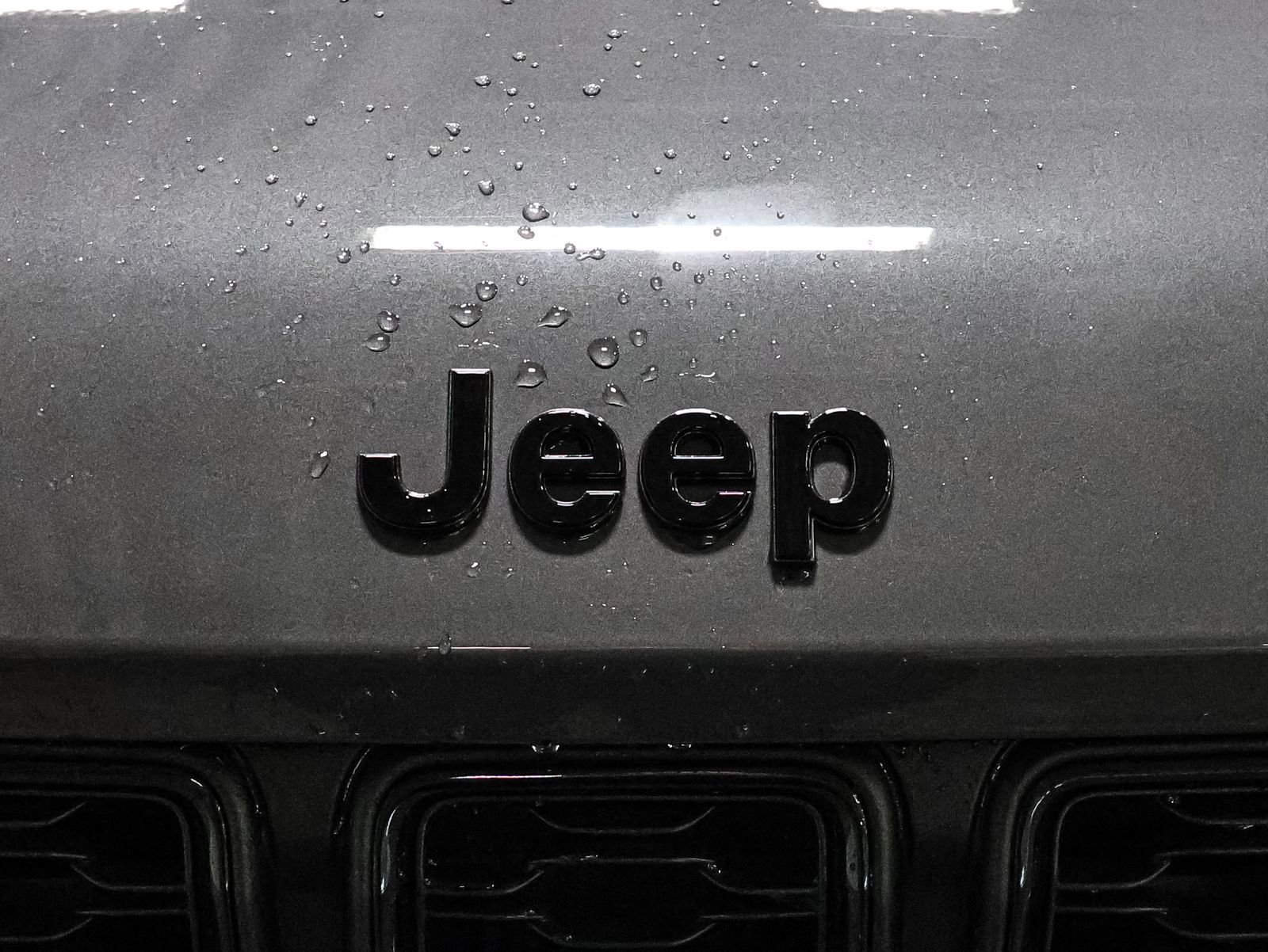 Used 2023 Jeep Grand Cherokee L Limited w/ Black Appearance Package AWD/4WD image 13