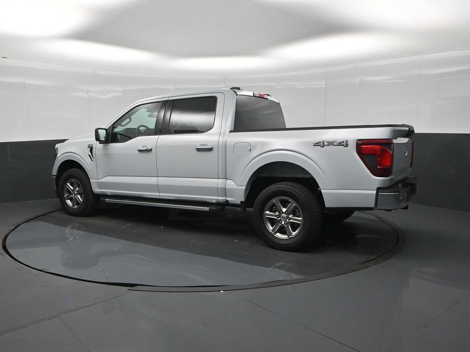 Certified 2025 Ford F150 XLT w/ Equipment Group 301A Standard AWD/4WD image 6