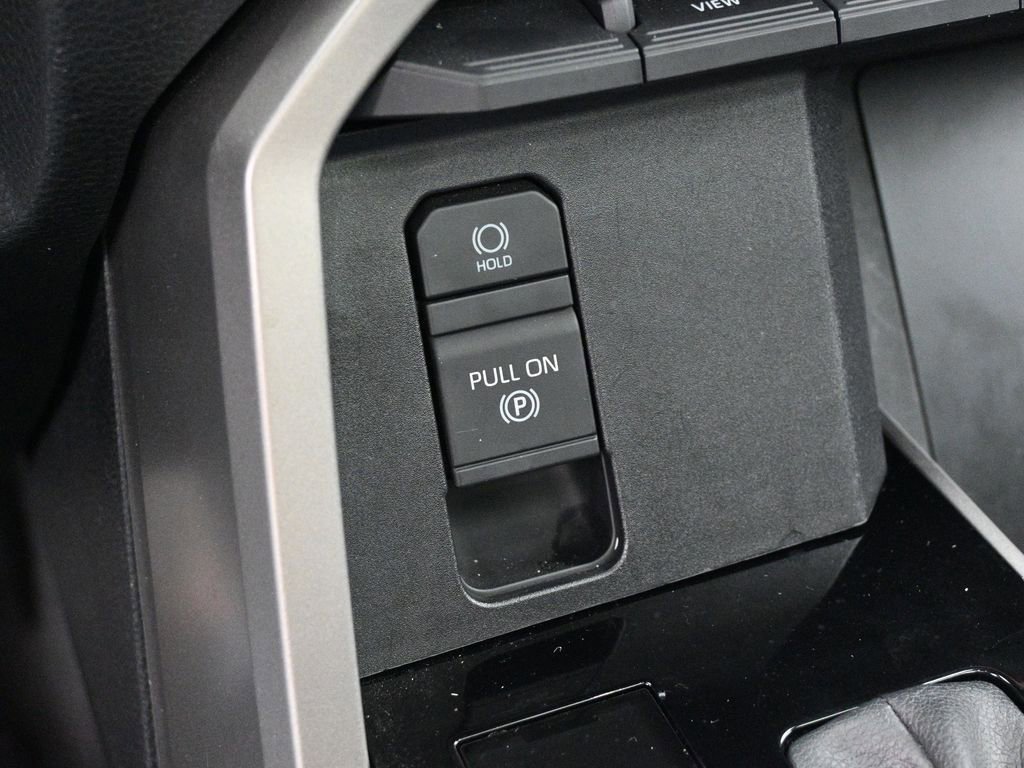 Used 2025 Toyota Tundra Limited image 47
