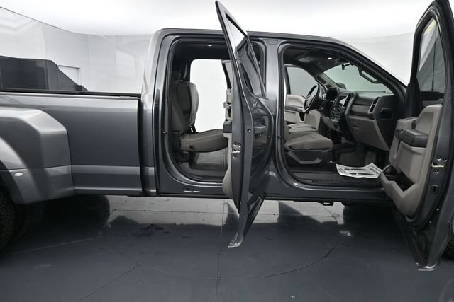 Certified 2022 Ford F350 XLT AWD/4WD image 28
