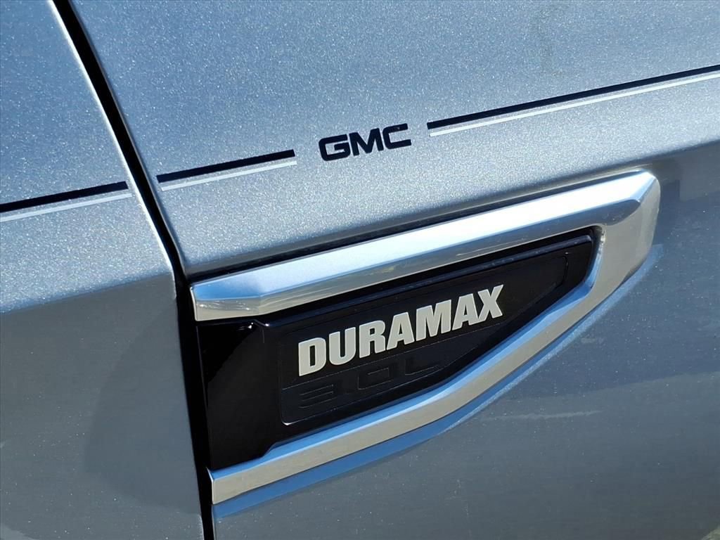 Used 2023 GMC Yukon Denali image 6