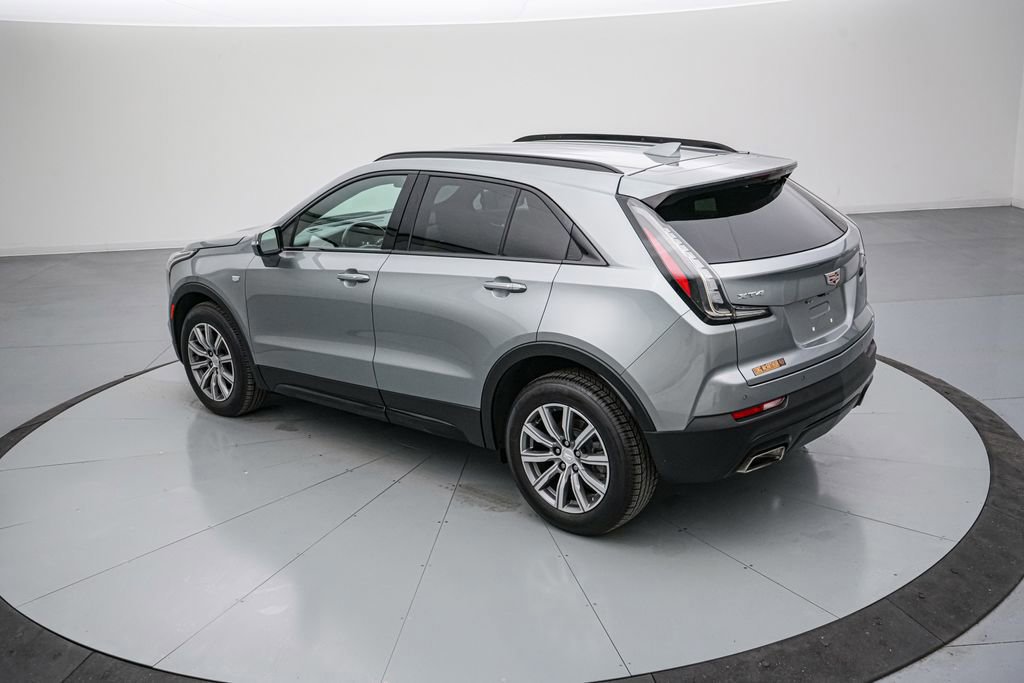 Used 2023 Cadillac XT4 Sport image 3
