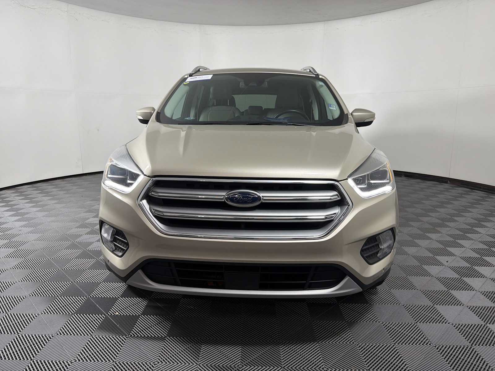 Certified 2017 Ford Escape Titanium w/ Equipment Group 301A FWD image 3
