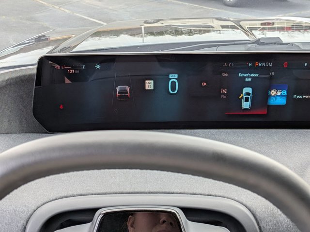 Certified 2025 Ford Expedition Active image 20