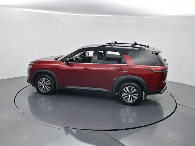 Used 2022 Nissan Pathfinder SL AWD/4WD image 46