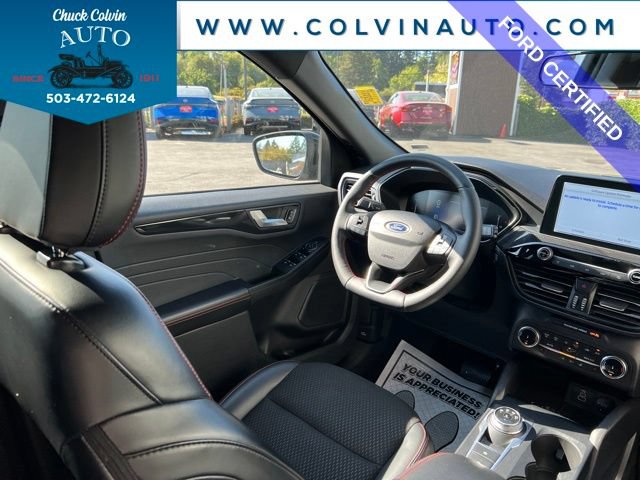 Certified 2025 Ford Escape ST-Line Select AWD/4WD image 26