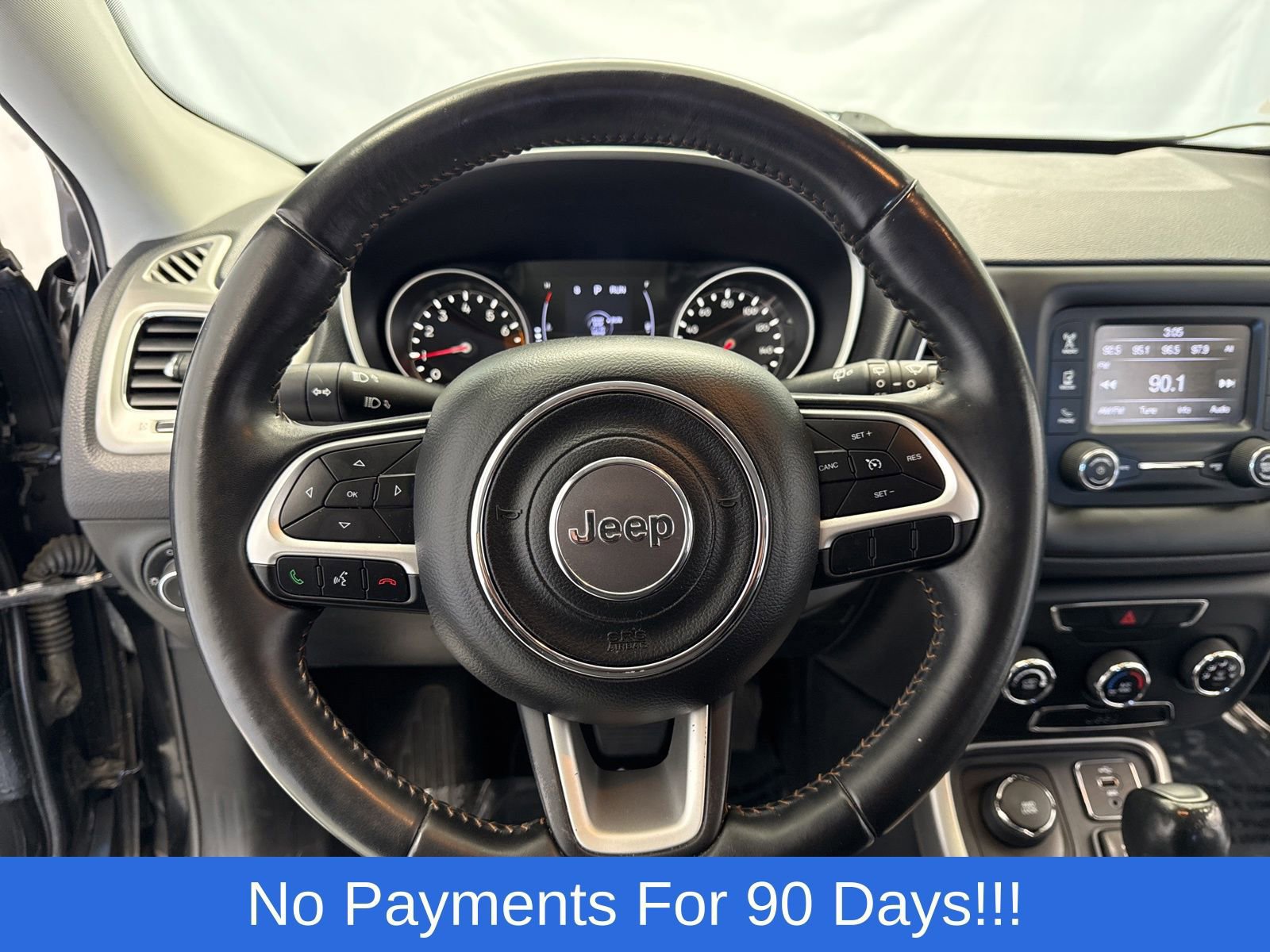 Used 2017 Jeep Compass Latitude image 15