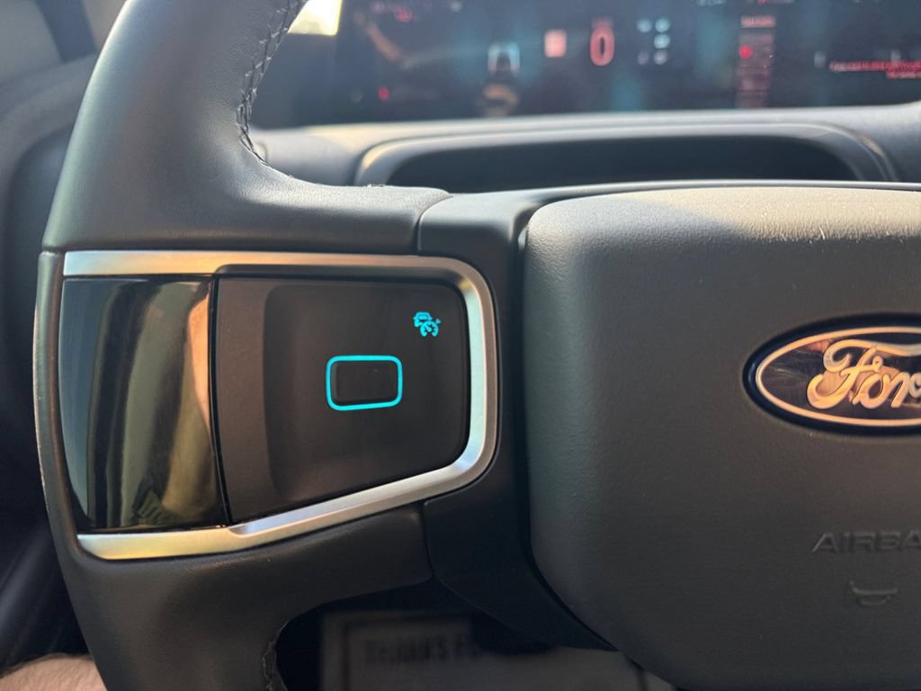 Certified 2025 Ford Expedition Active RWD image 35