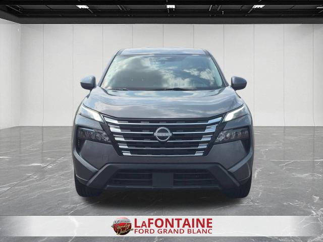 Used 2024 Nissan Rogue SV AWD/4WD image 8
