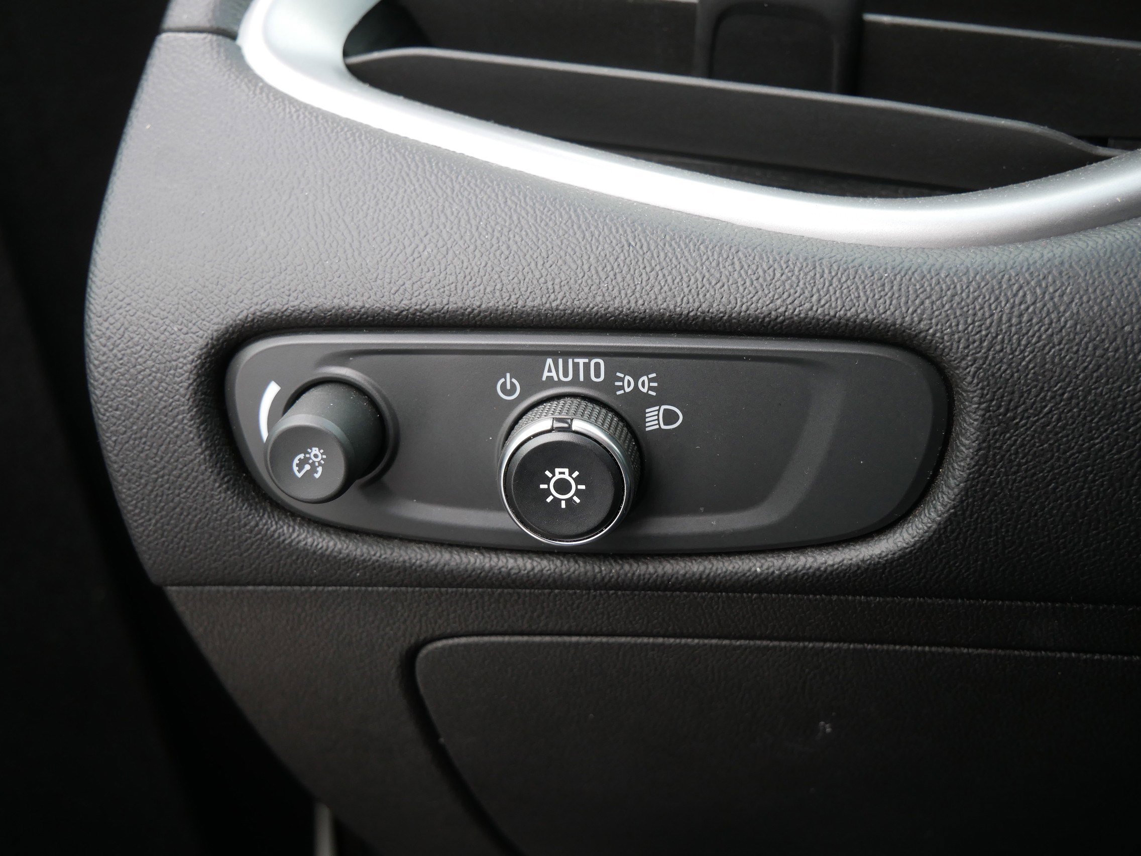 Used 2024 Chevrolet Malibu LT image 26