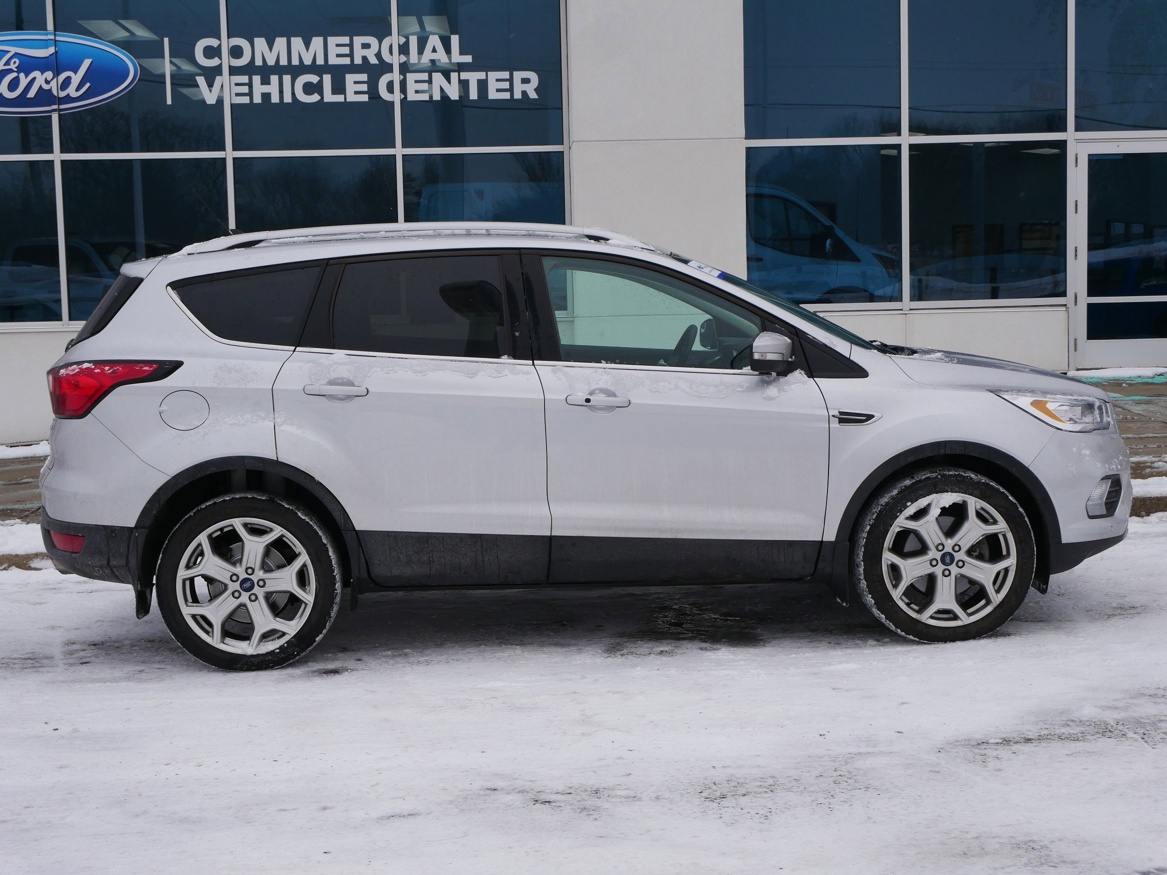 Certified 2019 Ford Escape Titanium image 2