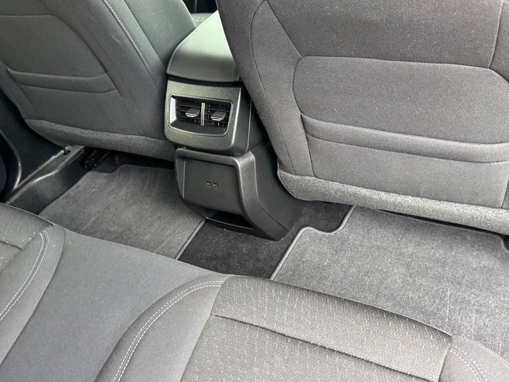 Used 2025 Chevrolet Equinox EV LT w/ Comfort Package FWD image 18